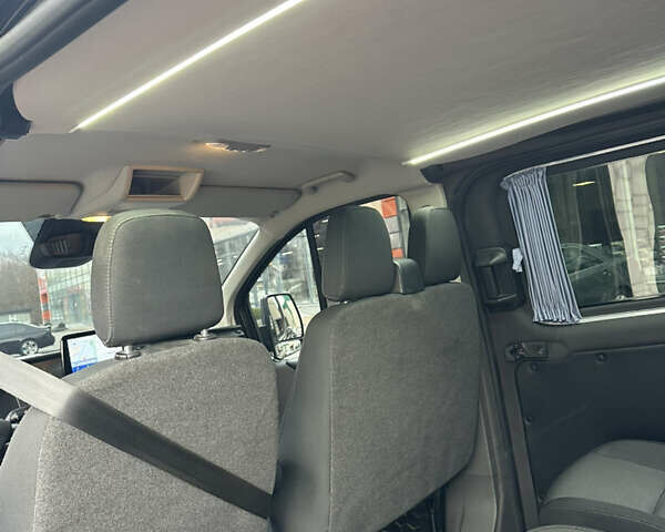 Сірий Форд Транзит Кастом, об'ємом двигуна 2 л та пробігом 255 тис. км за 21499 $, фото 81 на Automoto.ua