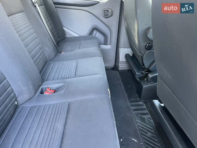 Сірий Форд Транзит Кастом, об'ємом двигуна 2 л та пробігом 227 тис. км за 19500 $, фото 26 на Automoto.ua
