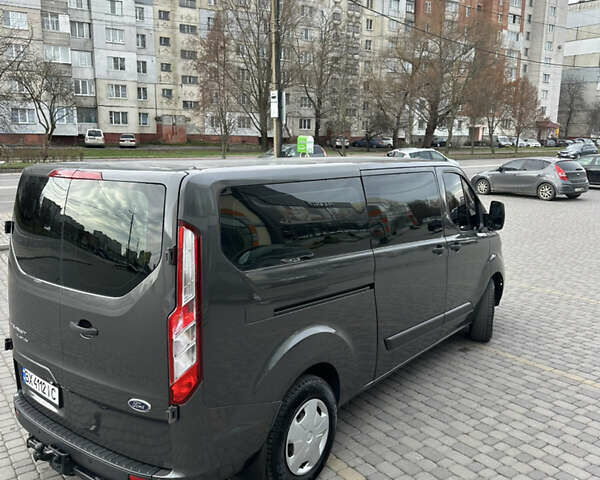 Сірий Форд Транзит Кастом, об'ємом двигуна 2 л та пробігом 255 тис. км за 21499 $, фото 2 на Automoto.ua