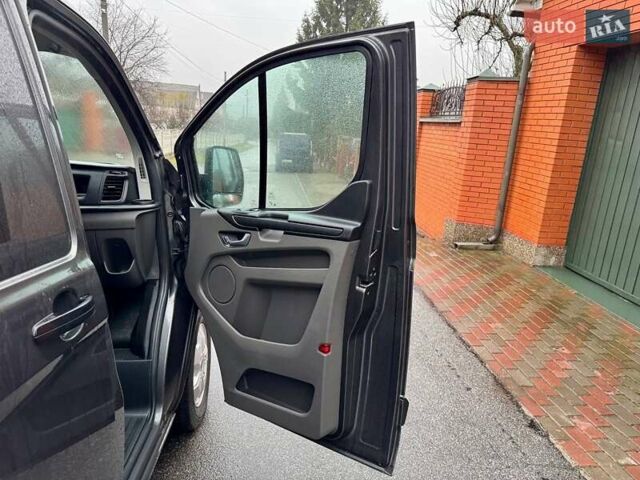 Сірий Форд Транзит Кастом, об'ємом двигуна 2 л та пробігом 196 тис. км за 16995 $, фото 27 на Automoto.ua