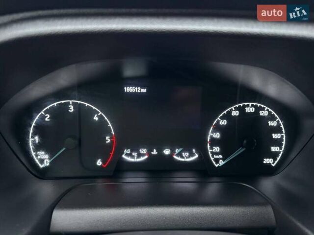 Сірий Форд Транзит Кастом, об'ємом двигуна 2 л та пробігом 196 тис. км за 16995 $, фото 25 на Automoto.ua
