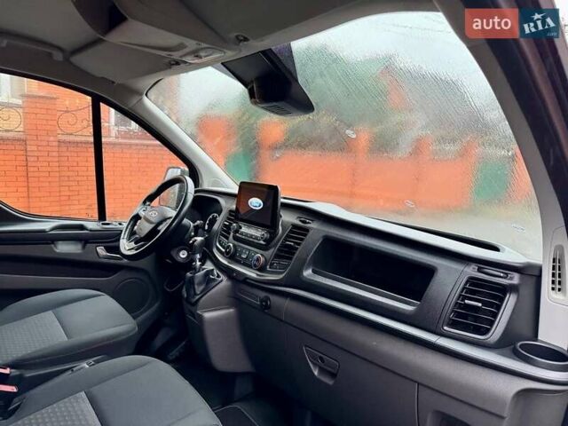 Сірий Форд Транзит Кастом, об'ємом двигуна 2 л та пробігом 196 тис. км за 16995 $, фото 28 на Automoto.ua