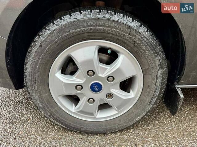 Сірий Форд Транзит Кастом, об'ємом двигуна 2 л та пробігом 196 тис. км за 16995 $, фото 15 на Automoto.ua