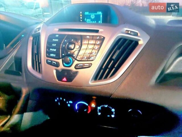 Синій Форд Транзит Кастом, об'ємом двигуна 2.2 л та пробігом 230 тис. км за 13904 $, фото 7 на Automoto.ua