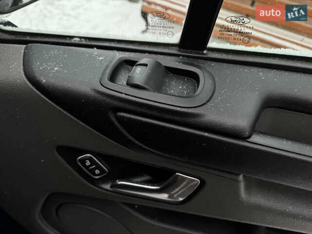 Синий Форд Транзит Кастом, объемом двигателя 2 л и пробегом 151 тыс. км за 13950 $, фото 51 на Automoto.ua