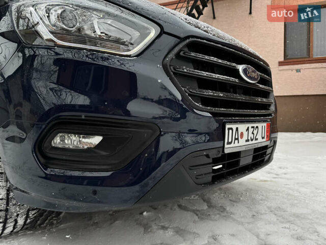 Синий Форд Транзит Кастом, объемом двигателя 2 л и пробегом 151 тыс. км за 13950 $, фото 21 на Automoto.ua