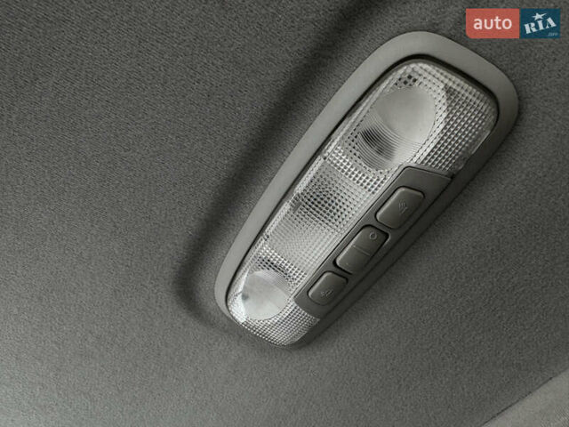 Синий Форд Транзит Кастом, объемом двигателя 2 л и пробегом 151 тыс. км за 13950 $, фото 45 на Automoto.ua