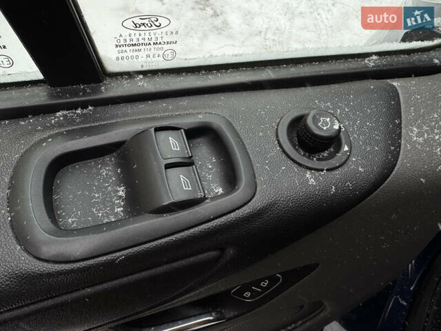 Синий Форд Транзит Кастом, объемом двигателя 2 л и пробегом 151 тыс. км за 13950 $, фото 29 на Automoto.ua