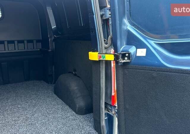 Синий Форд Транзит Кастом, объемом двигателя 2 л и пробегом 197 тыс. км за 21700 $, фото 17 на Automoto.ua