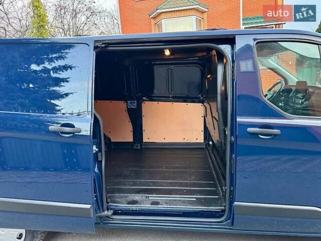 Синий Форд Транзит Кастом, объемом двигателя 2 л и пробегом 186 тыс. км за 16700 $, фото 5 на Automoto.ua