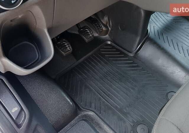 Синий Форд Транзит Кастом, объемом двигателя 2 л и пробегом 197 тыс. км за 15600 $, фото 20 на Automoto.ua