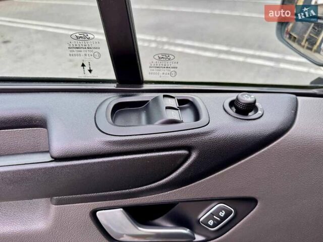 Синий Форд Транзит Кастом, объемом двигателя 2 л и пробегом 185 тыс. км за 16450 $, фото 26 на Automoto.ua