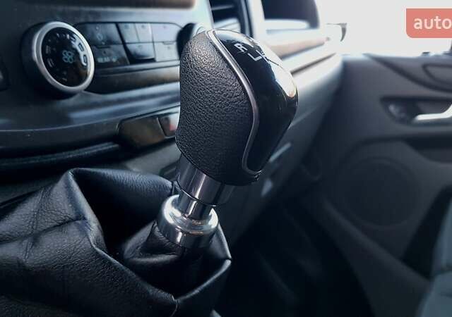 Синий Форд Транзит Кастом, объемом двигателя 2 л и пробегом 197 тыс. км за 15600 $, фото 19 на Automoto.ua