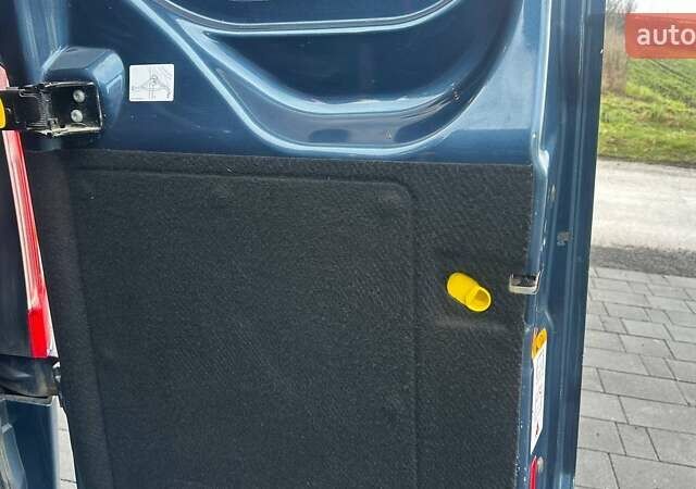 Синій Форд Транзит Кастом, об'ємом двигуна 2 л та пробігом 197 тис. км за 21800 $, фото 17 на Automoto.ua