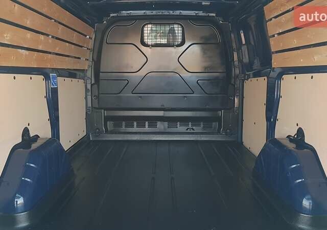 Синий Форд Транзит Кастом, объемом двигателя 2 л и пробегом 197 тыс. км за 15600 $, фото 31 на Automoto.ua