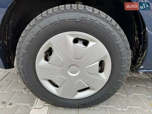 Синий Форд Транзит Кастом, объемом двигателя 2 л и пробегом 185 тыс. км за 16450 $, фото 22 на Automoto.ua