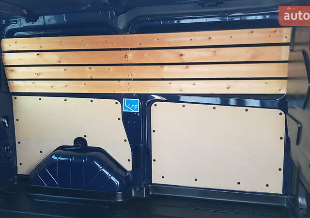 Синий Форд Транзит Кастом, объемом двигателя 2 л и пробегом 197 тыс. км за 15600 $, фото 35 на Automoto.ua