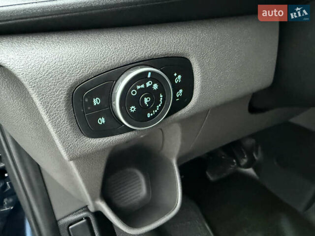 Синий Форд Транзит Кастом, объемом двигателя 2 л и пробегом 182 тыс. км за 18500 $, фото 81 на Automoto.ua