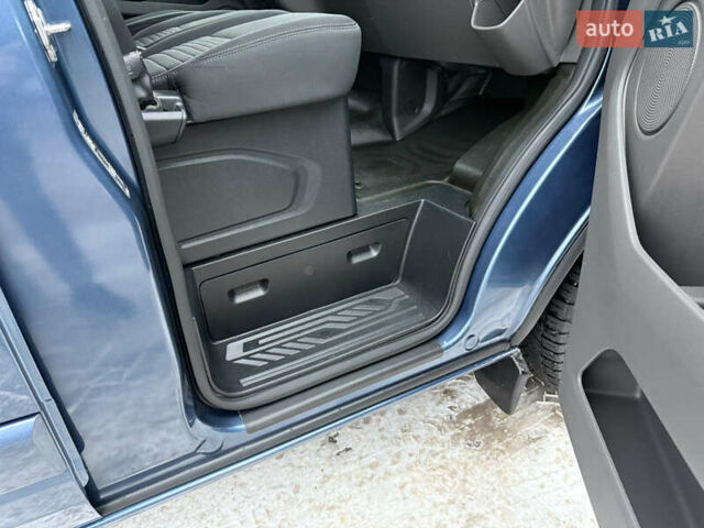 Синий Форд Транзит Кастом, объемом двигателя 2 л и пробегом 182 тыс. км за 18500 $, фото 87 на Automoto.ua