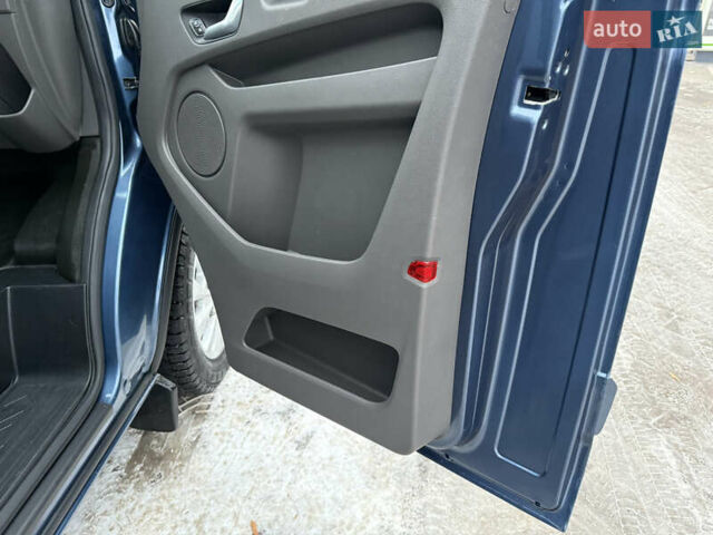 Синий Форд Транзит Кастом, объемом двигателя 2 л и пробегом 182 тыс. км за 18500 $, фото 83 на Automoto.ua