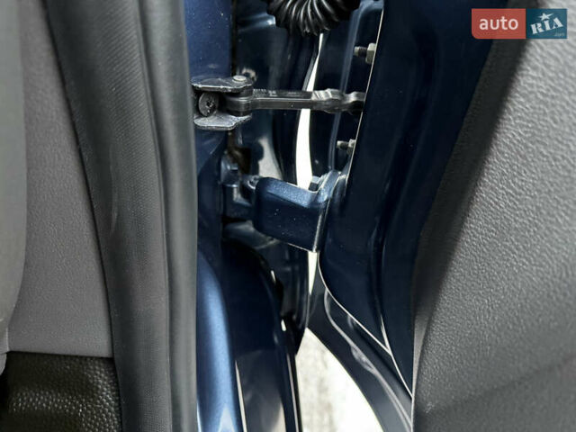 Синий Форд Транзит Кастом, объемом двигателя 2 л и пробегом 182 тыс. км за 18500 $, фото 85 на Automoto.ua