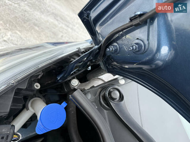 Синий Форд Транзит Кастом, объемом двигателя 2 л и пробегом 182 тыс. км за 18500 $, фото 136 на Automoto.ua