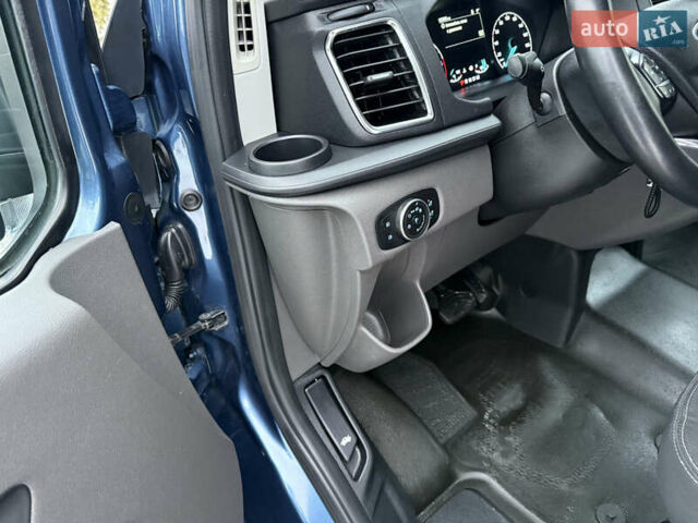 Синий Форд Транзит Кастом, объемом двигателя 2 л и пробегом 182 тыс. км за 18500 $, фото 52 на Automoto.ua