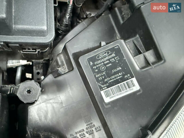 Синий Форд Транзит Кастом, объемом двигателя 2 л и пробегом 182 тыс. км за 18500 $, фото 140 на Automoto.ua