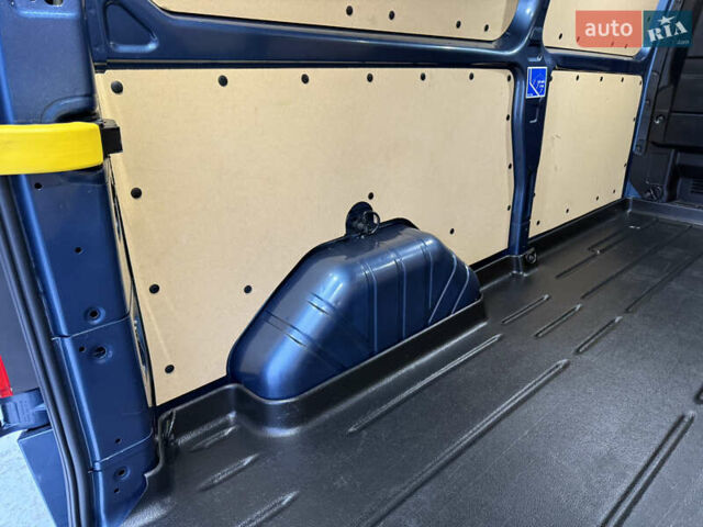 Синий Форд Транзит Кастом, объемом двигателя 2 л и пробегом 182 тыс. км за 18500 $, фото 109 на Automoto.ua
