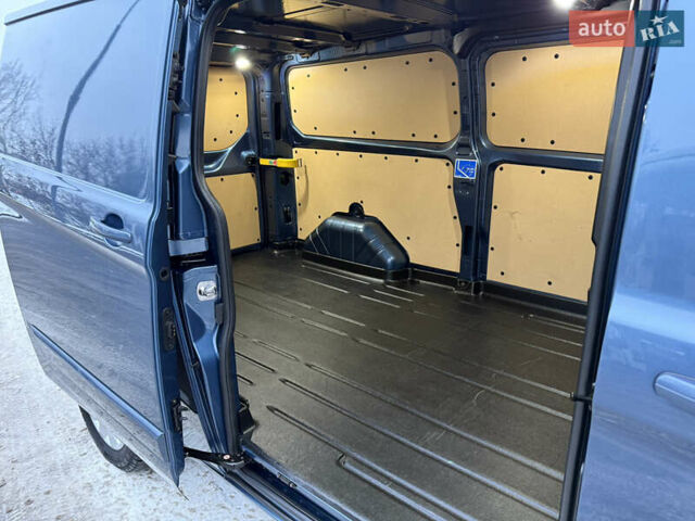 Синий Форд Транзит Кастом, объемом двигателя 2 л и пробегом 182 тыс. км за 18500 $, фото 127 на Automoto.ua