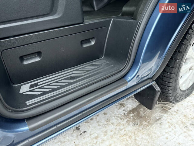 Синий Форд Транзит Кастом, объемом двигателя 2 л и пробегом 182 тыс. км за 18500 $, фото 88 на Automoto.ua