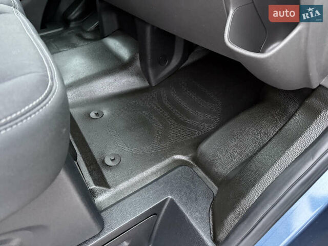 Синий Форд Транзит Кастом, объемом двигателя 2 л и пробегом 182 тыс. км за 18500 $, фото 92 на Automoto.ua