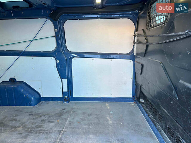 Синій Форд Транзит Кастом, об'ємом двигуна 2.2 л та пробігом 240 тис. км за 14740 $, фото 21 на Automoto.ua