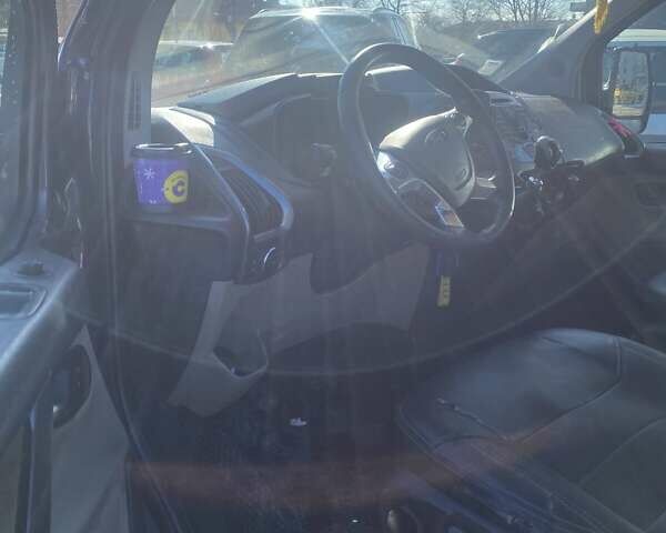 Синий Форд Транзит Кастом, объемом двигателя 2.2 л и пробегом 324 тыс. км за 13900 $, фото 5 на Automoto.ua