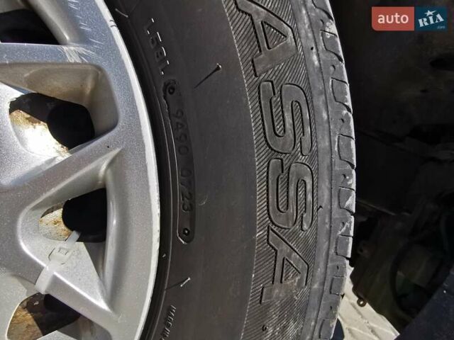 Синій Форд Транзит Кастом, об'ємом двигуна 2.2 л та пробігом 272 тис. км за 12999 $, фото 4 на Automoto.ua