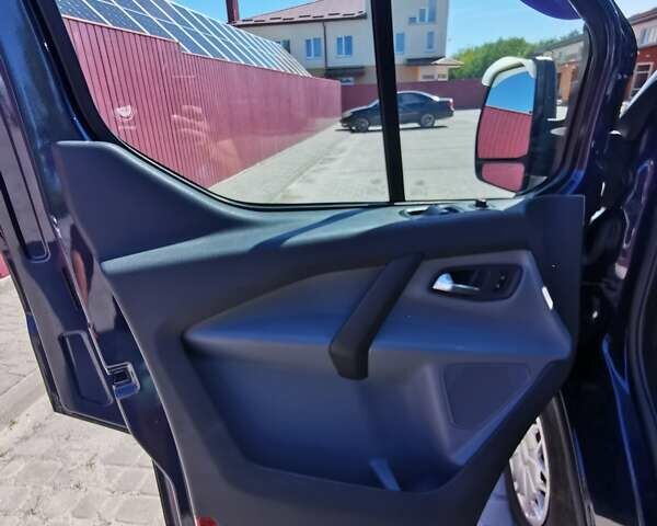 Синій Форд Транзит Кастом, об'ємом двигуна 2.2 л та пробігом 272 тис. км за 12999 $, фото 30 на Automoto.ua