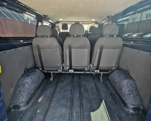 Синій Форд Транзит Кастом, об'ємом двигуна 2.2 л та пробігом 272 тис. км за 12999 $, фото 13 на Automoto.ua
