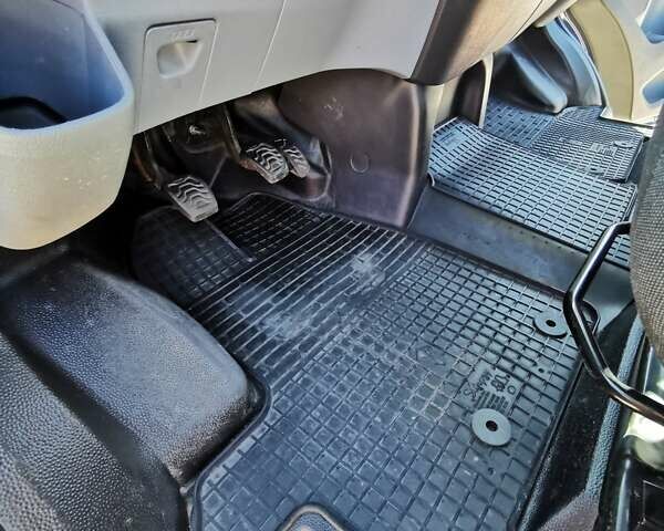 Синій Форд Транзит Кастом, об'ємом двигуна 2.2 л та пробігом 272 тис. км за 12999 $, фото 28 на Automoto.ua