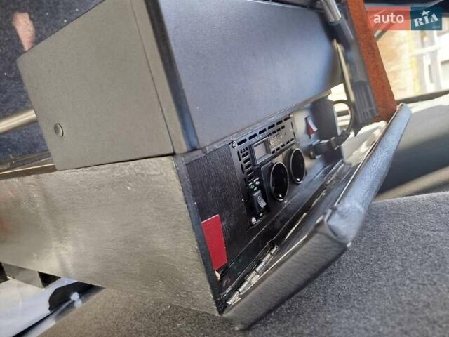 Синий Форд Транзит Кастом, объемом двигателя 2.2 л и пробегом 156 тыс. км за 18702 $, фото 5 на Automoto.ua