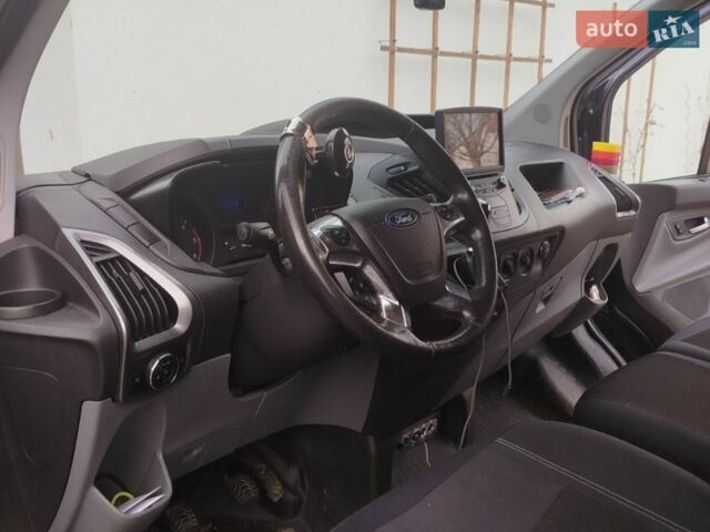 Синий Форд Транзит Кастом, объемом двигателя 2.2 л и пробегом 195 тыс. км за 14999 $, фото 2 на Automoto.ua