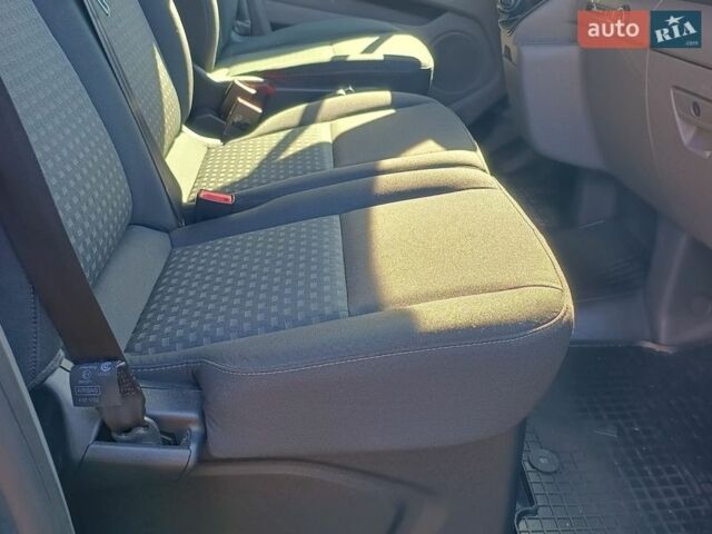 Синий Форд Транзит Кастом, объемом двигателя 2 л и пробегом 260 тыс. км за 18800 $, фото 11 на Automoto.ua