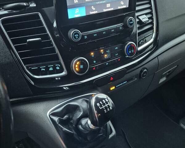 Синий Форд Транзит Кастом, объемом двигателя 2 л и пробегом 162 тыс. км за 21900 $, фото 12 на Automoto.ua