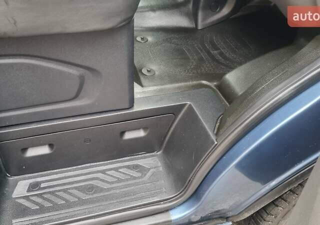 Синий Форд Транзит Кастом, объемом двигателя 2 л и пробегом 184 тыс. км за 27999 $, фото 24 на Automoto.ua