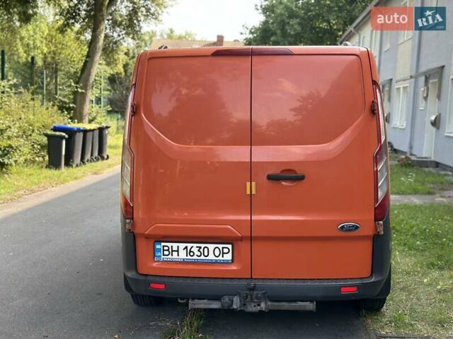 Оранжевый Форд Транзит Кастом, объемом двигателя 2.2 л и пробегом 350 тыс. км за 10500 $, фото 3 на Automoto.ua