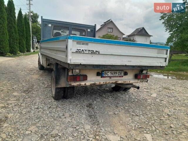 Белый Форд Транзит, объемом двигателя 2.5 л и пробегом 888 тыс. км за 3811 $, фото 8 на Automoto.ua