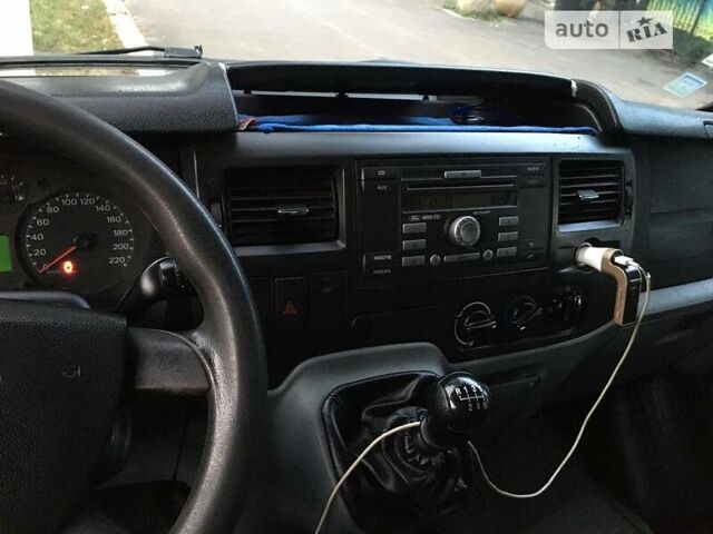 Белый Форд Транзит, объемом двигателя 2.2 л и пробегом 225 тыс. км за 11200 $, фото 2 на Automoto.ua