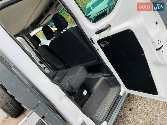 Белый Форд Транзит, объемом двигателя 2.2 л и пробегом 300 тыс. км за 15900 $, фото 31 на Automoto.ua