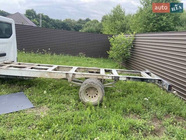 Белый Форд Транзит, объемом двигателя 2.2 л и пробегом 380 тыс. км за 15500 $, фото 12 на Automoto.ua