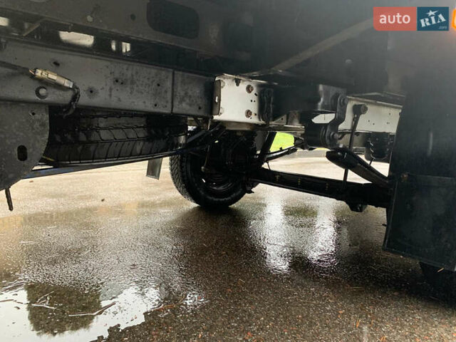 Белый Форд Транзит, объемом двигателя 2 л и пробегом 600 тыс. км за 11000 $, фото 9 на Automoto.ua