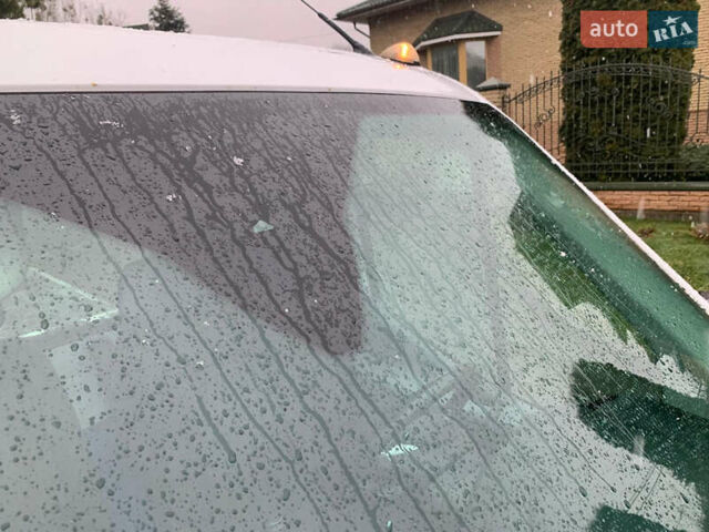 Белый Форд Транзит, объемом двигателя 2 л и пробегом 600 тыс. км за 11000 $, фото 20 на Automoto.ua